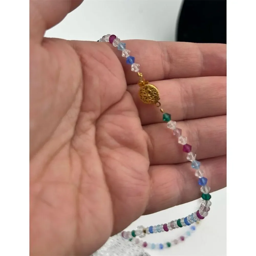 Multicolor Beaded Necklace Gold Tone Closure - Picture 3 of 3